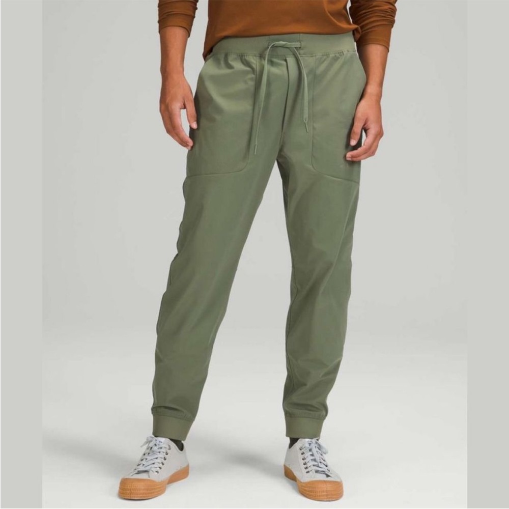 Lululemon ABC Jogger 30” *Warpstreme Twill Green / Grey Sage Sz L